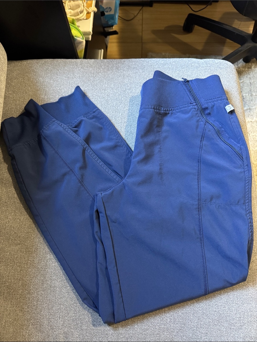 Women’s Navy scrub Jogger Pants